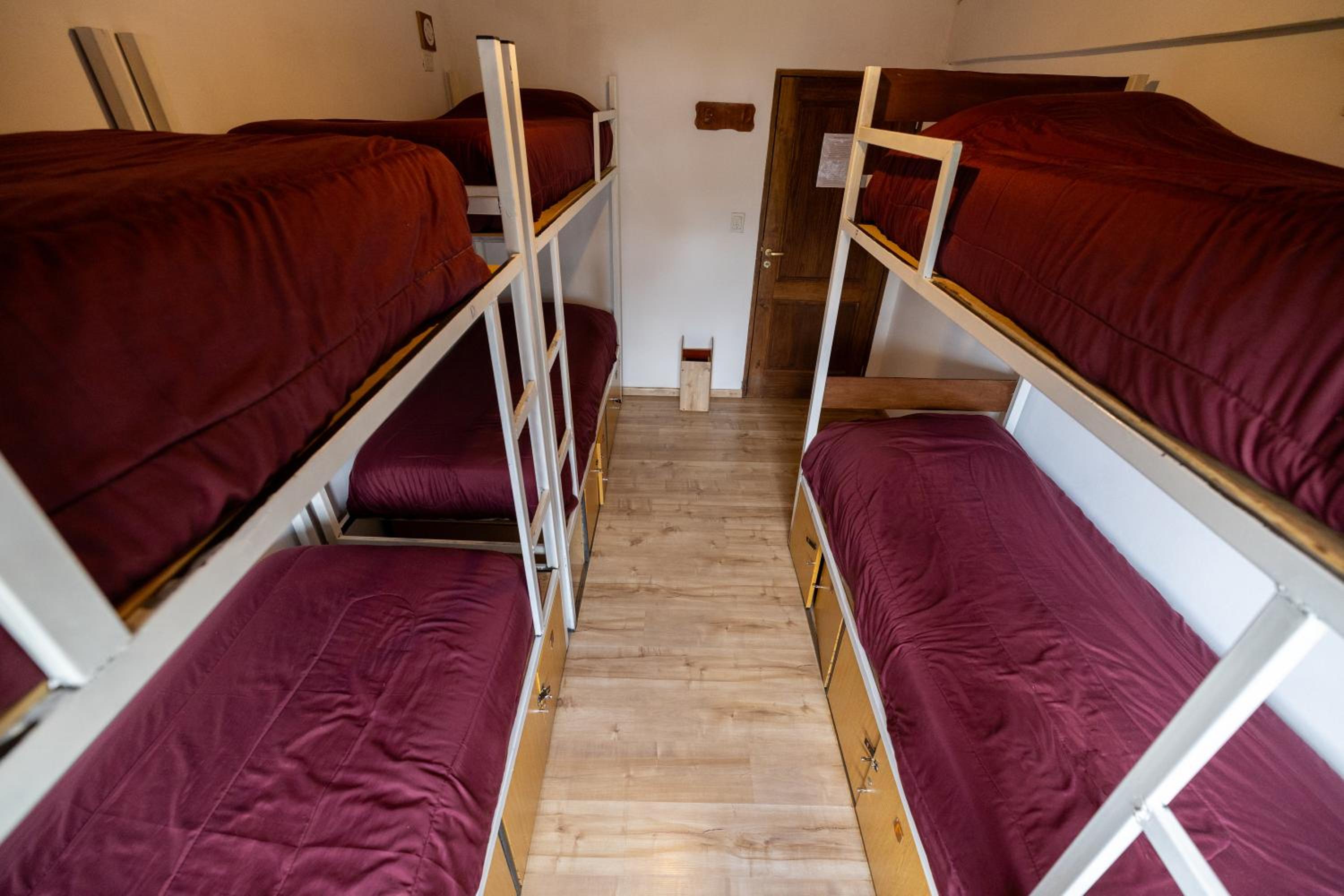 Mistico Hostel 23