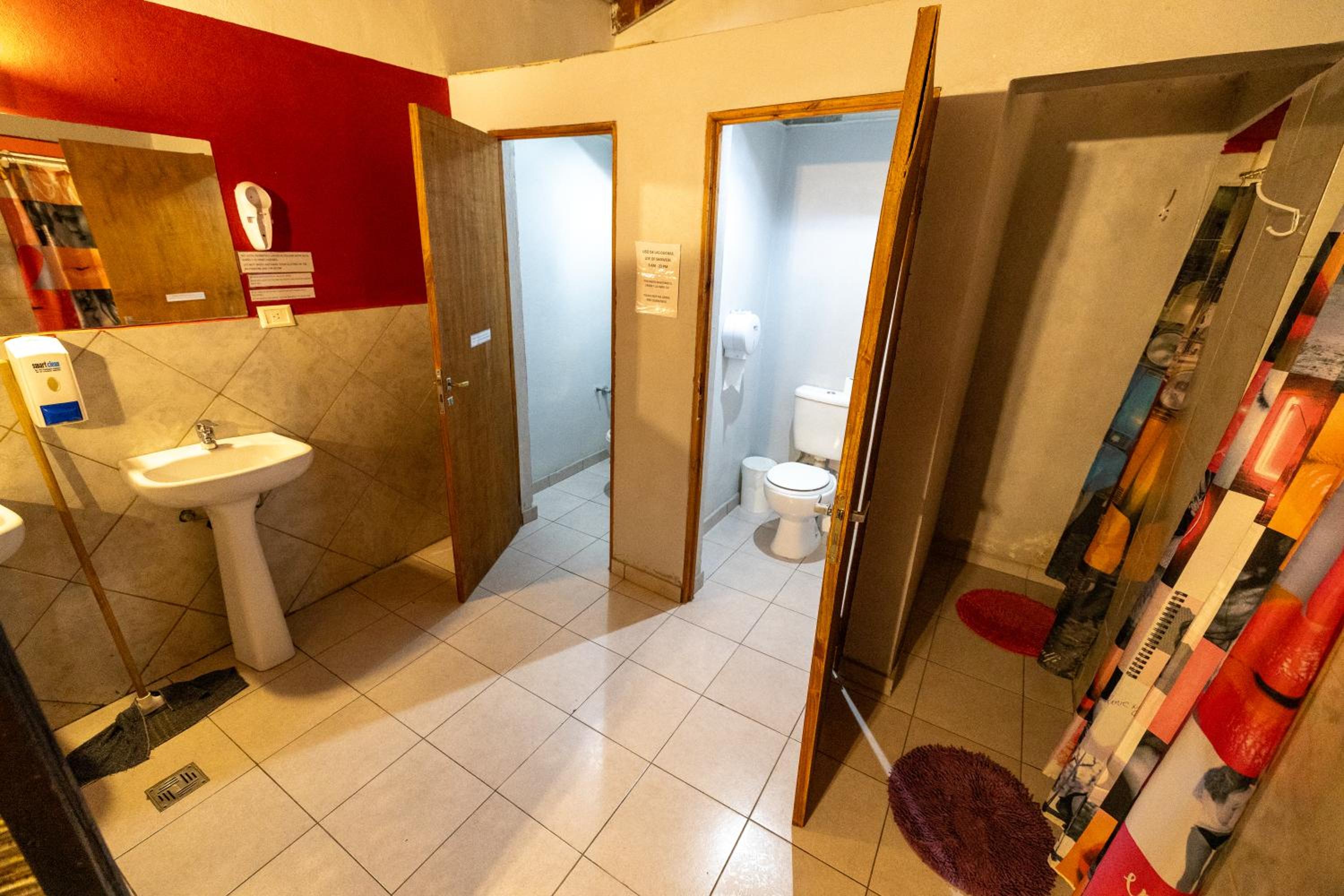 Mistico Hostel 23