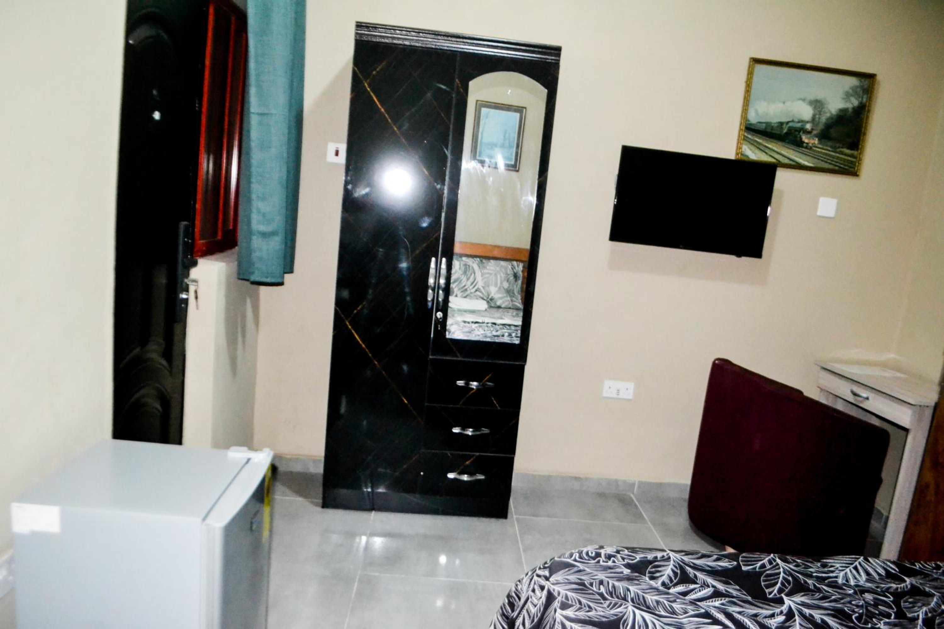 Asibi's Lodge