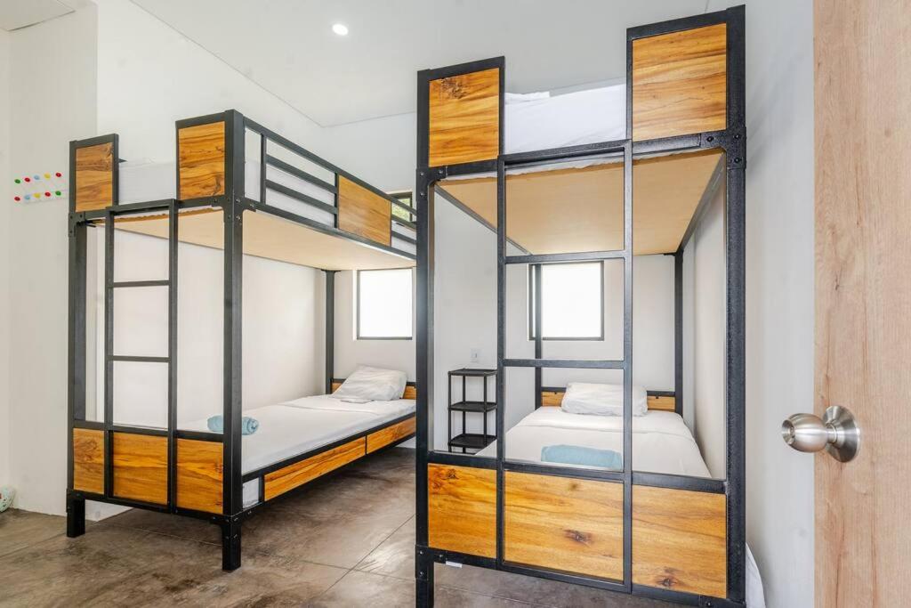 Casa Familiar en Ricaurte con Piscina Privada