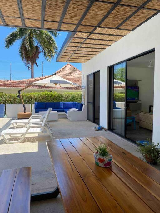 Casa Familiar en Ricaurte con Piscina Privada