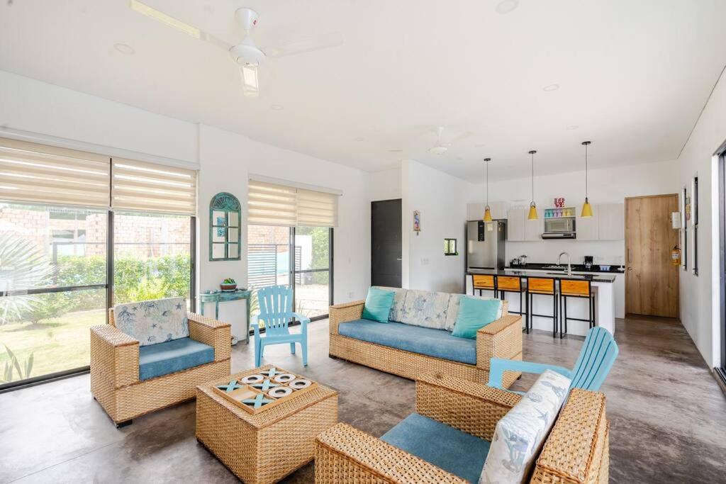 Casa Familiar en Ricaurte con Piscina Privada