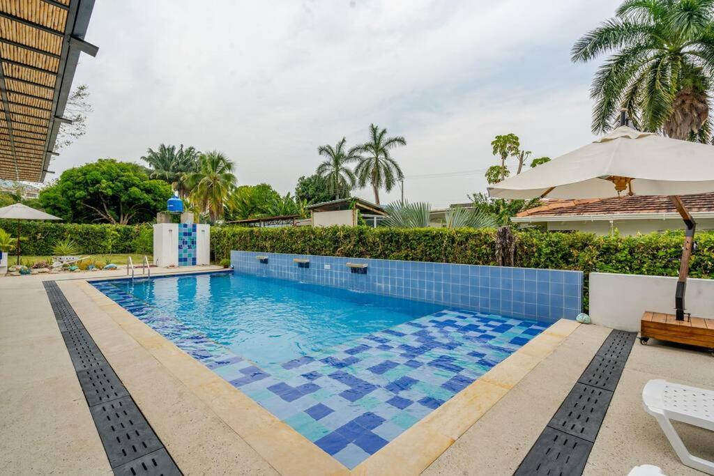 Casa Familiar en Ricaurte con Piscina Privada