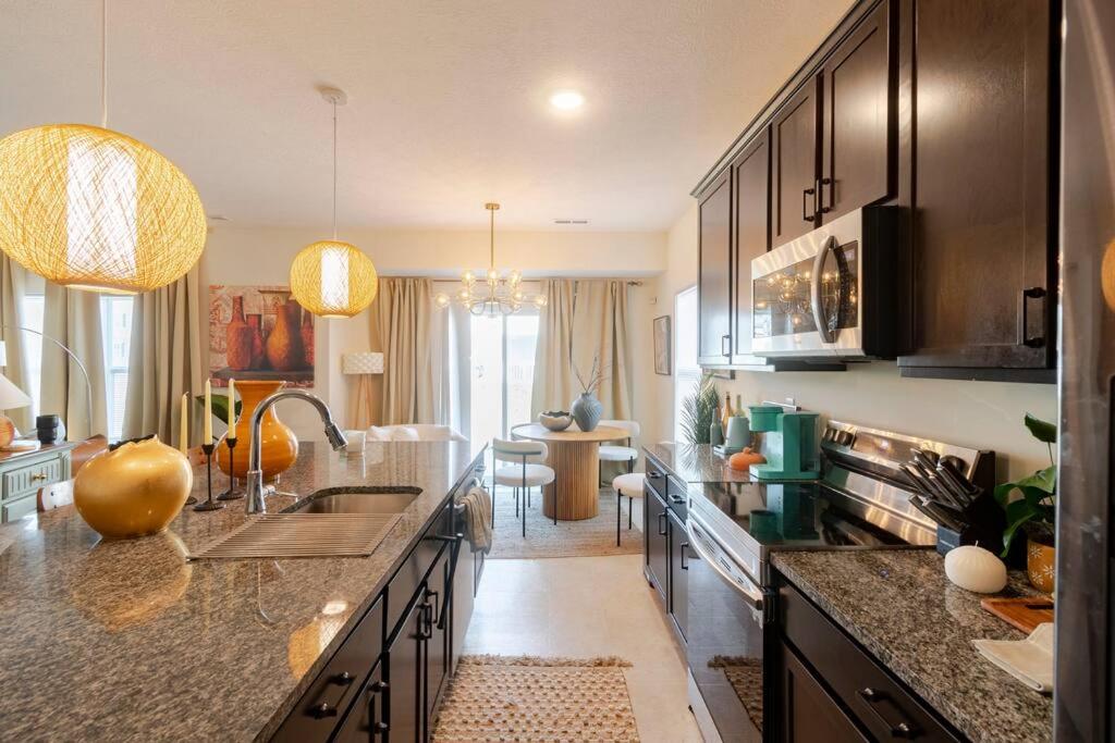 Luxury Beautiful Spacious Retreat Getaway