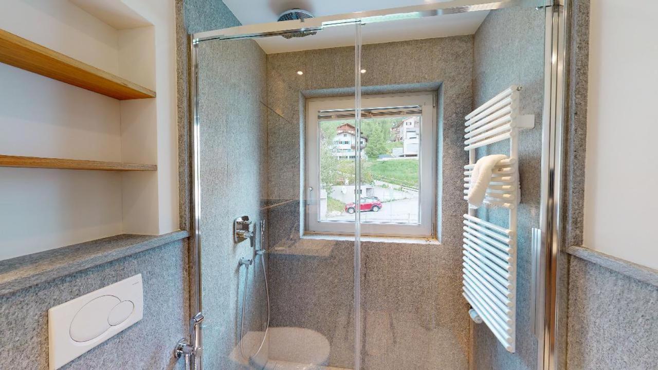 Apartment Laret Sur Via