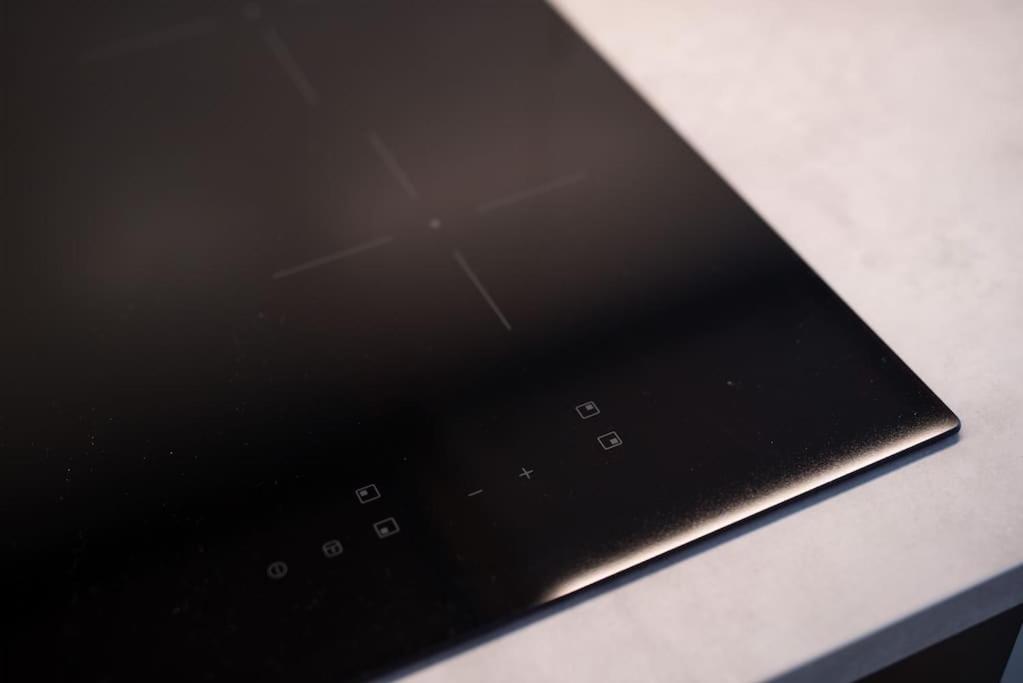 Riverside apartment with private parking photo 4