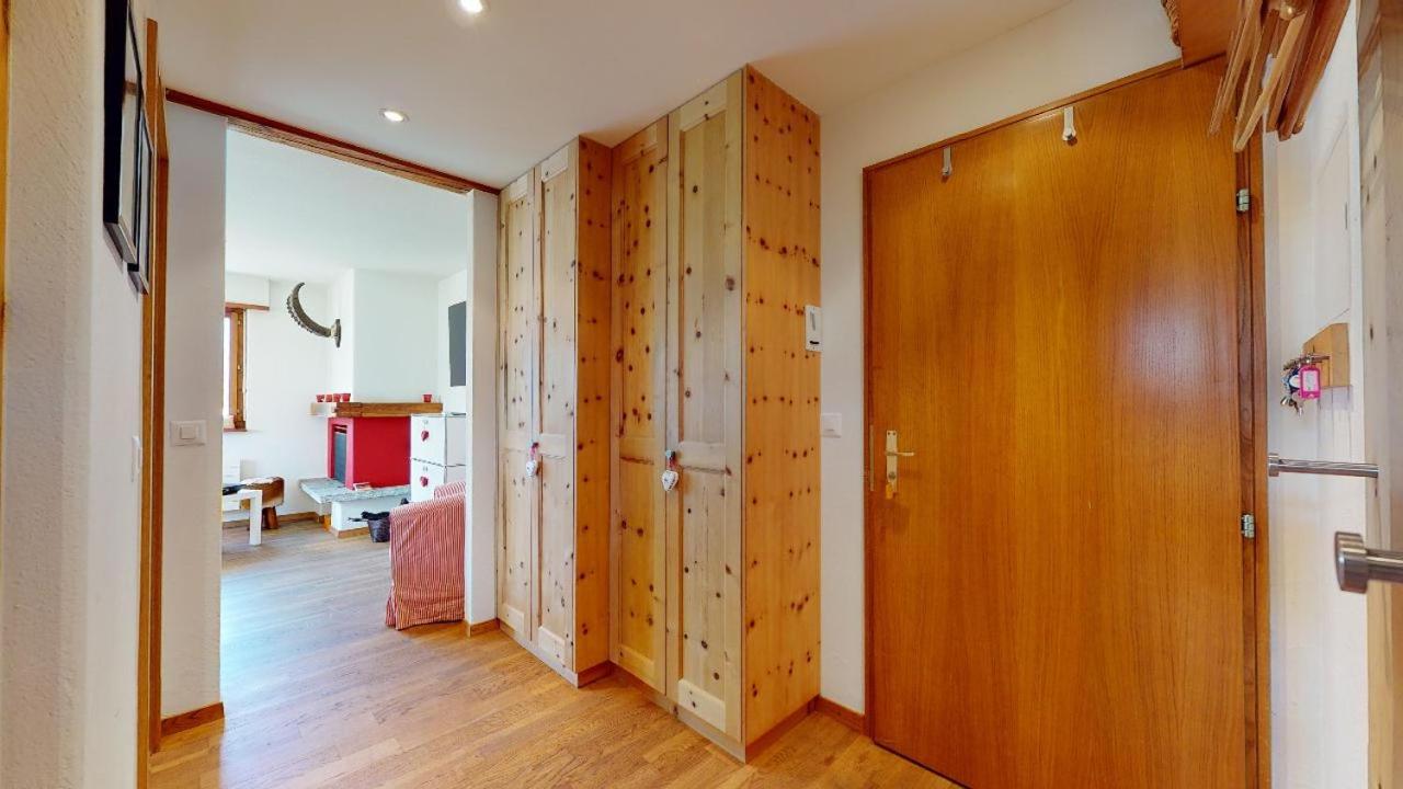 Apartment Cuntainta