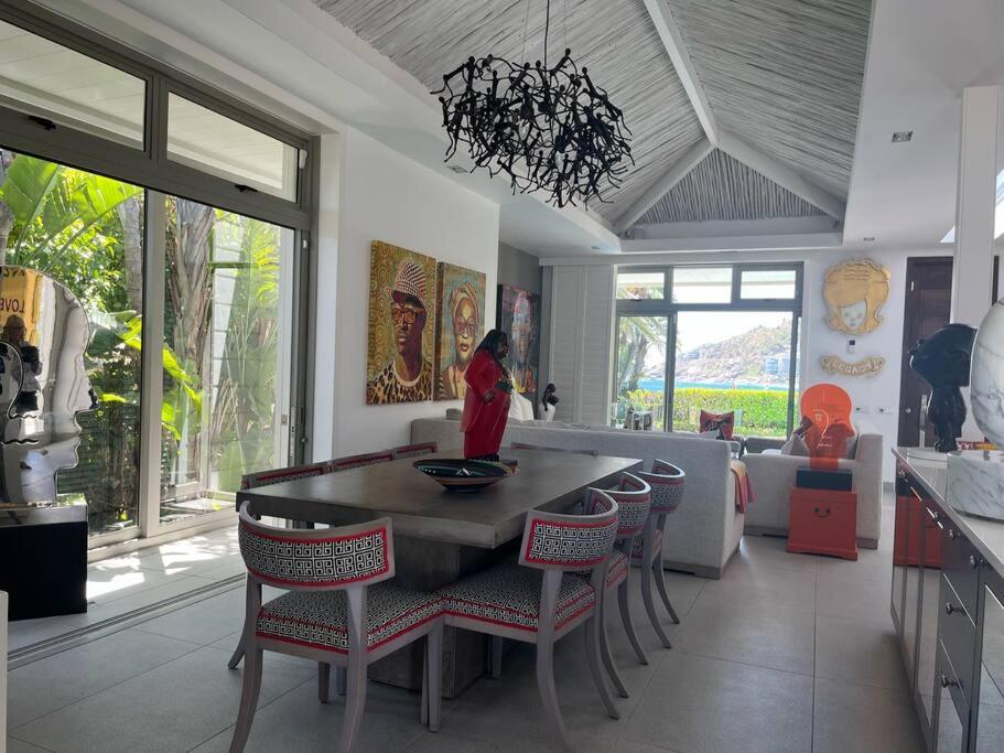 Paradise 4 Bed5bath, CliftonBeach-LionsHead views view 4