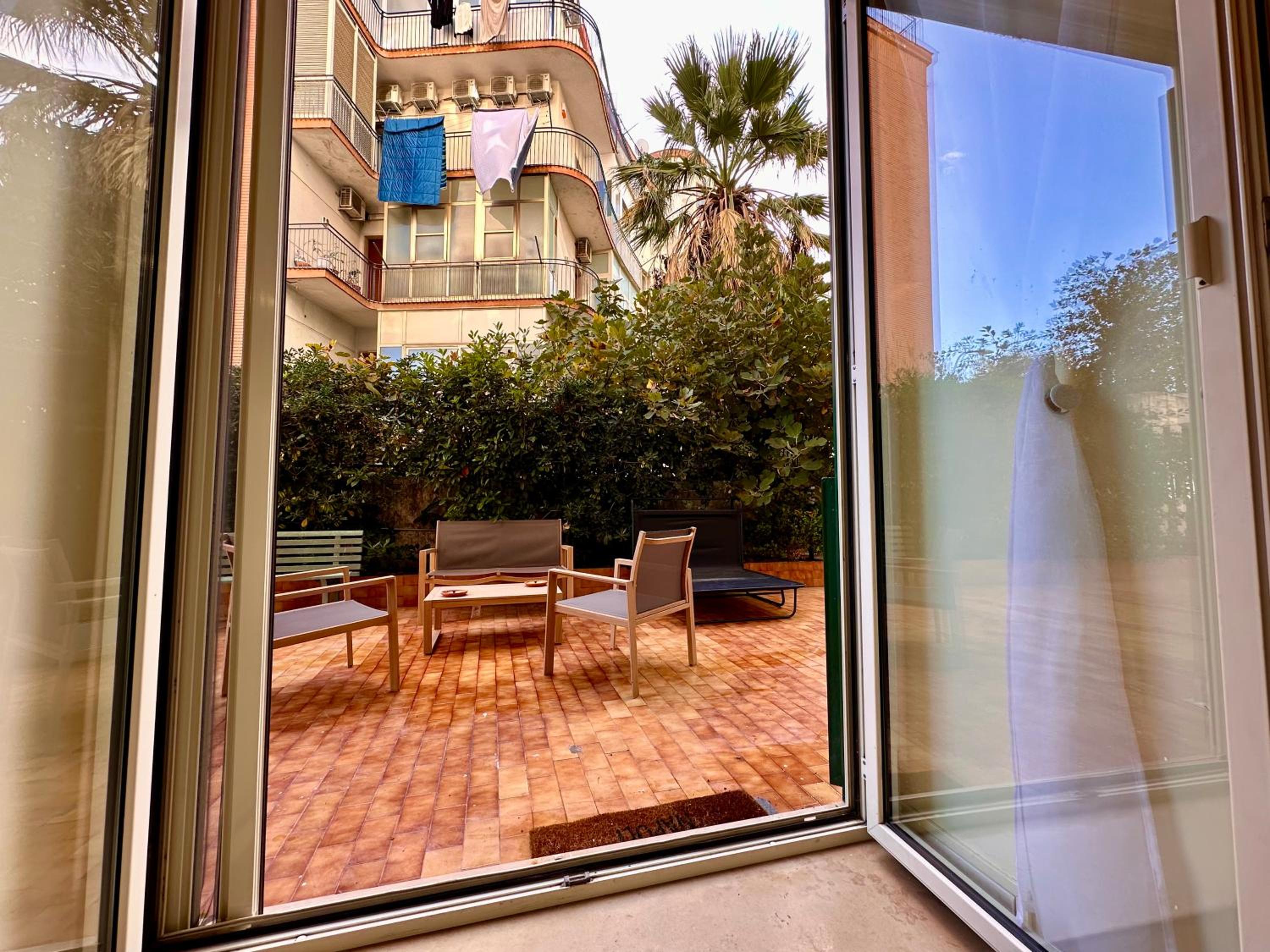 Life in Naples
