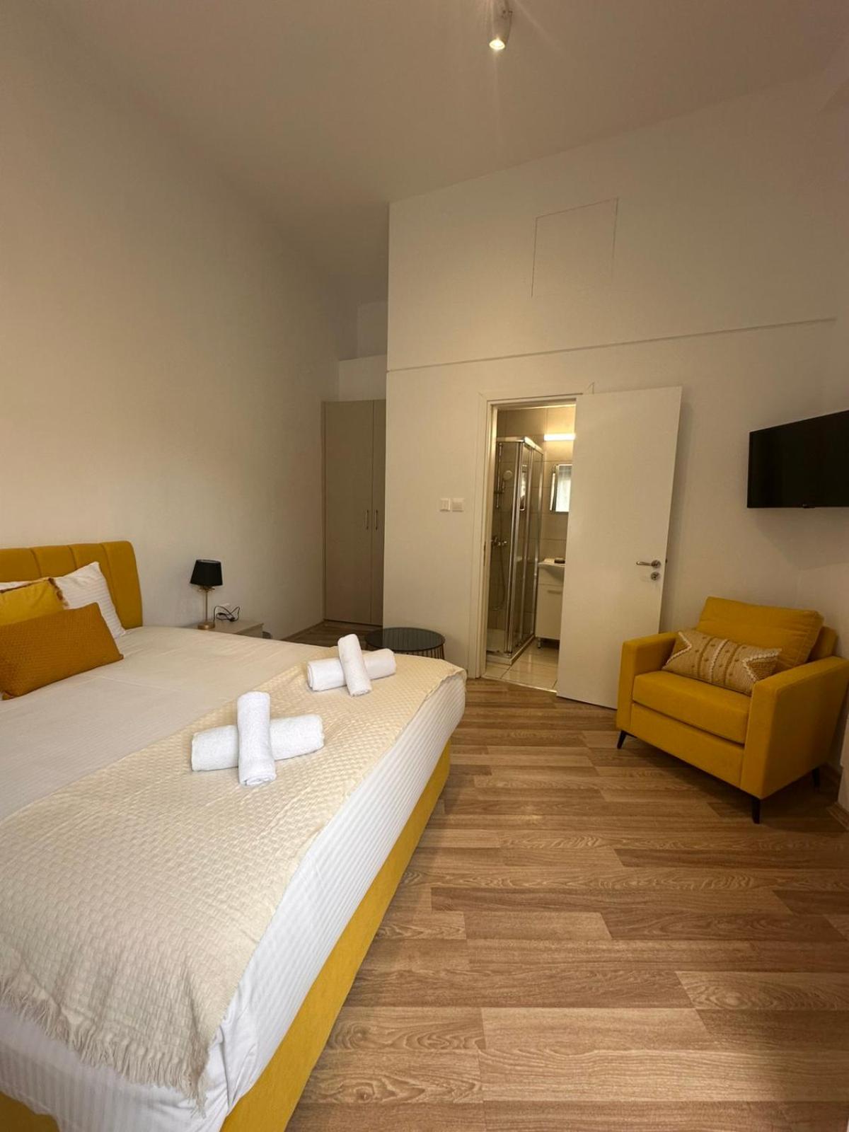 Joanna's Rooms