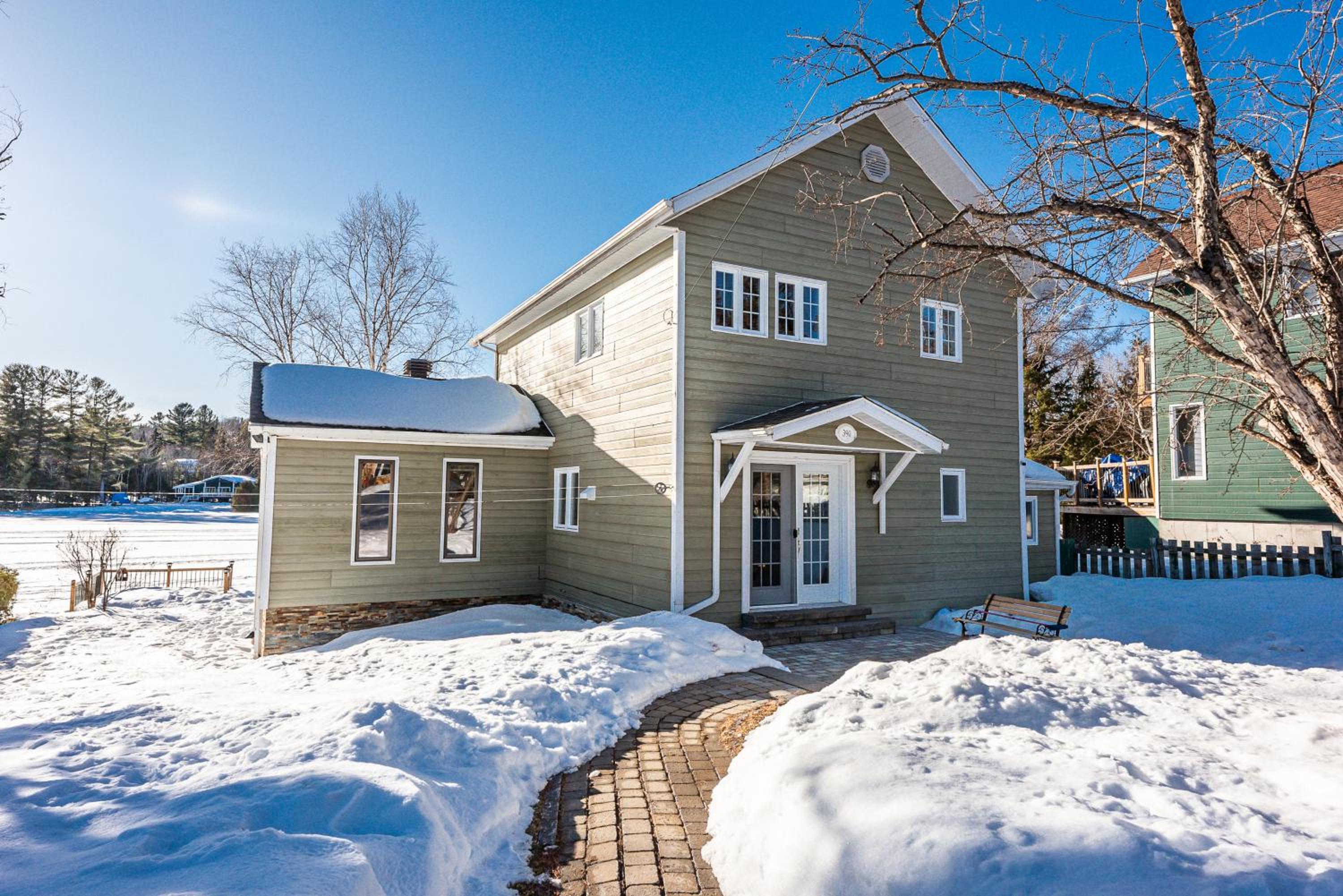 Hotel Chalet du Lac Lafond - Image 1