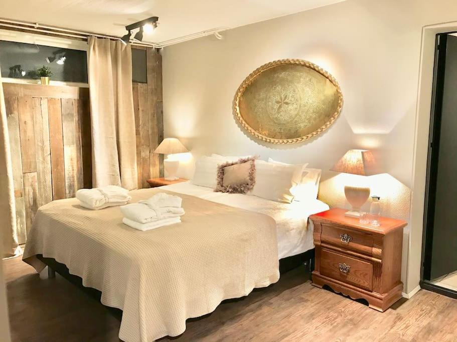 Luxury Lodge, 10 Bdr, Spa, Gym and Game Room view 3
