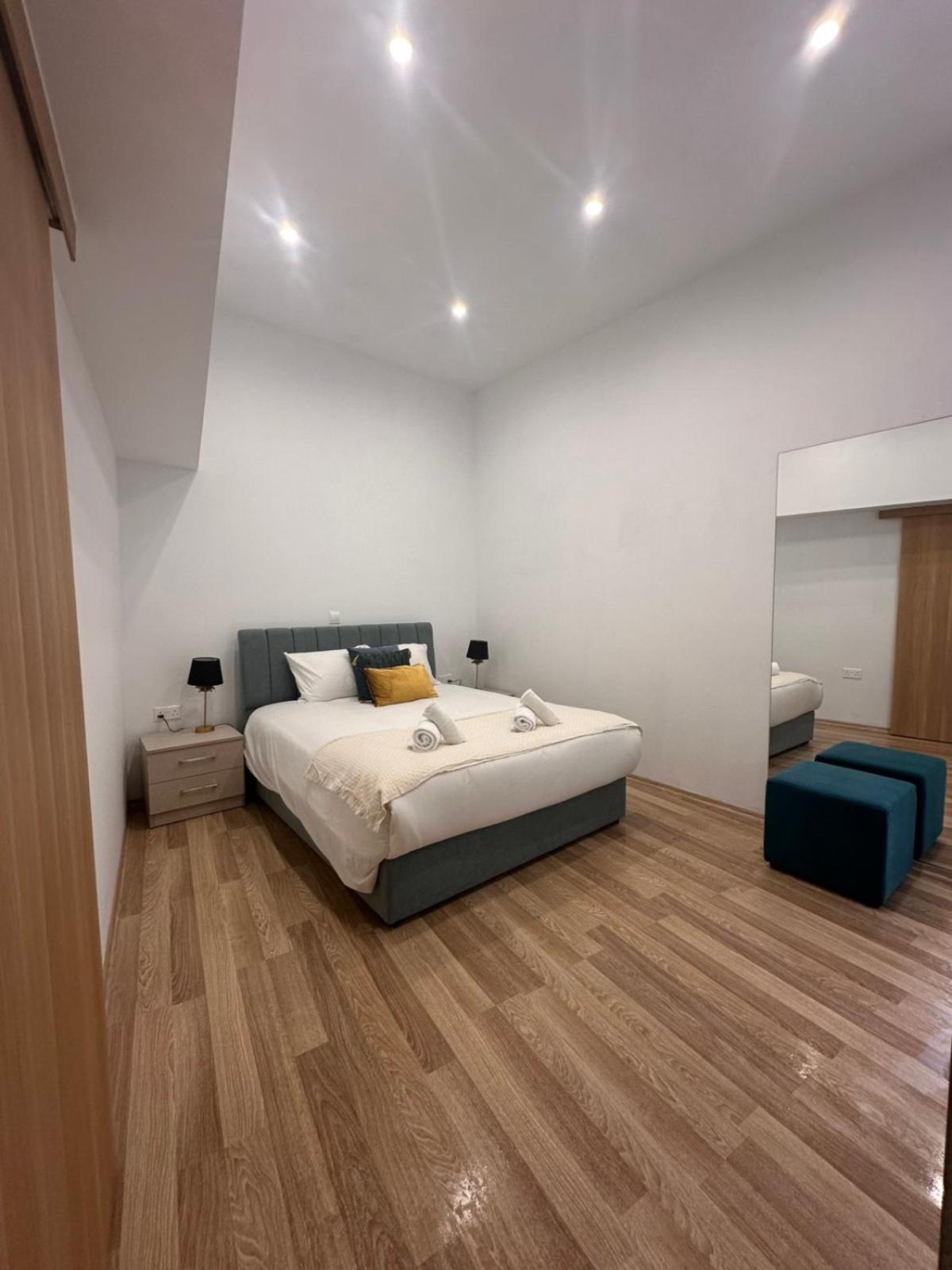 Joanna's Rooms
