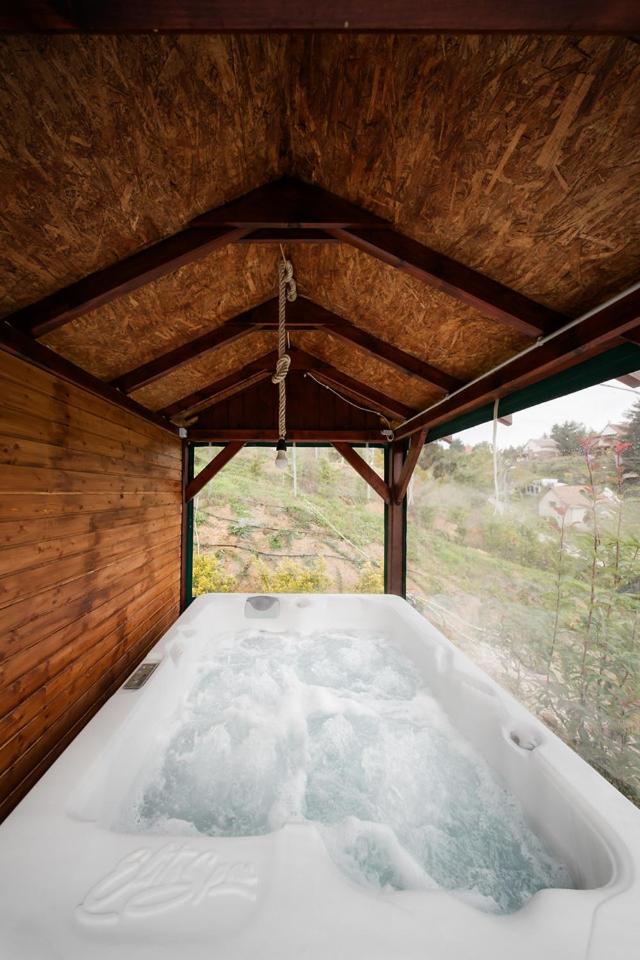 Sukorose Jacuzzis Vendégház