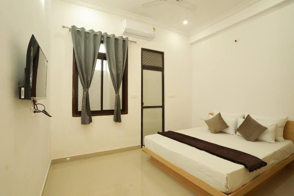 2 Bhk UdaiSagar Homestay Udaipur