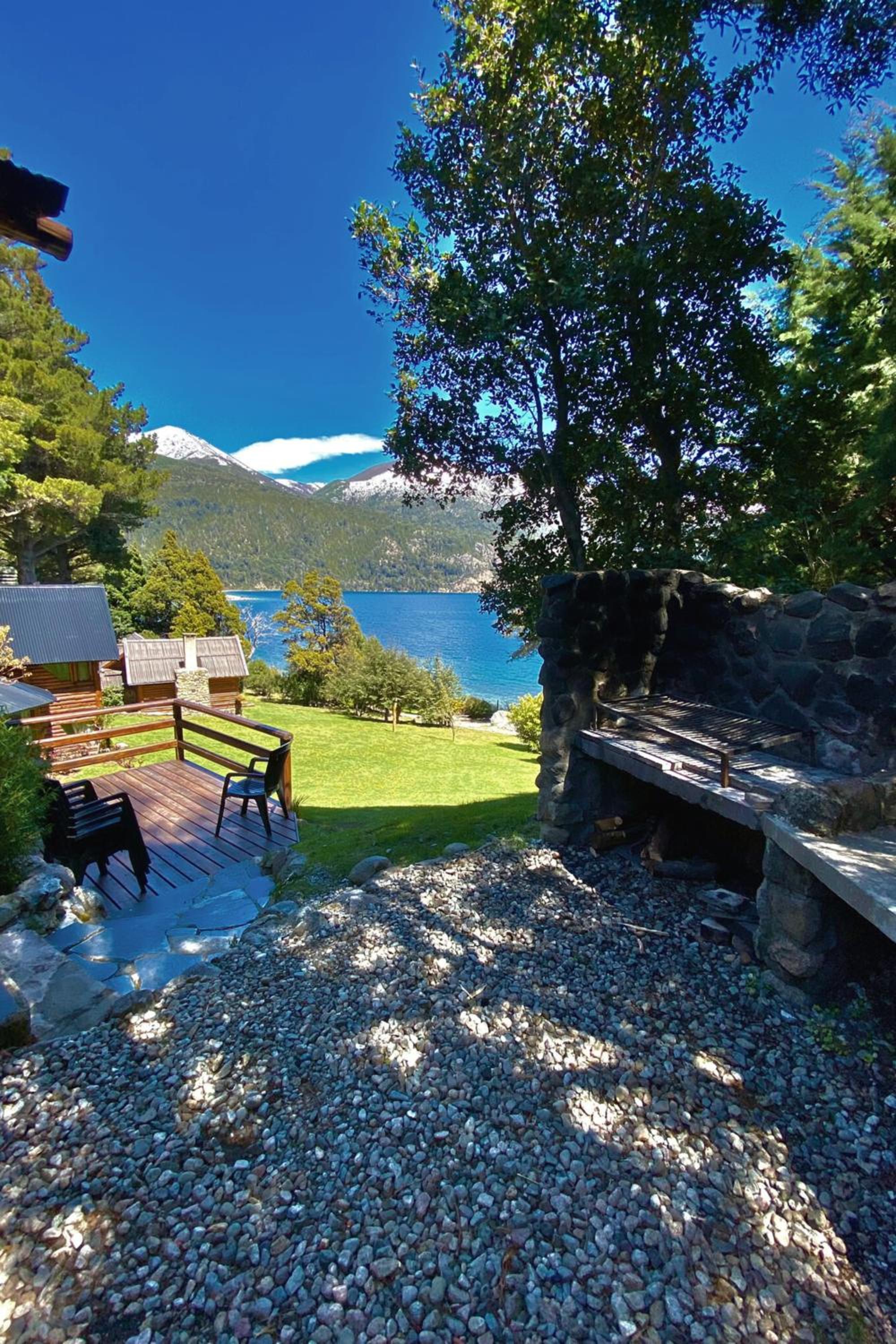 Cabañas Villa Labrador con costa de lago