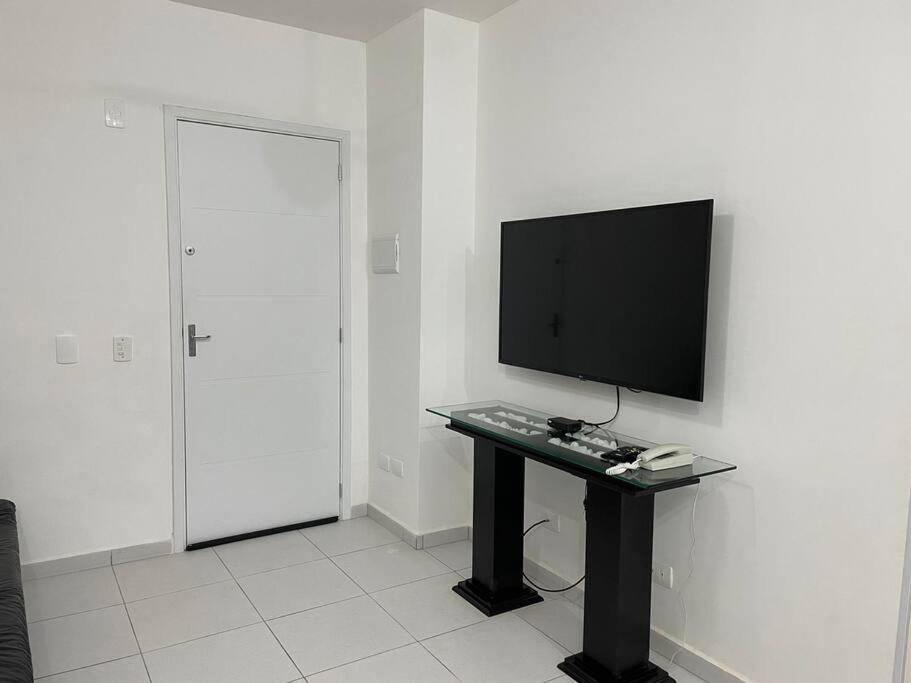 Apartamento em prédio familiar e próximo de várias praias