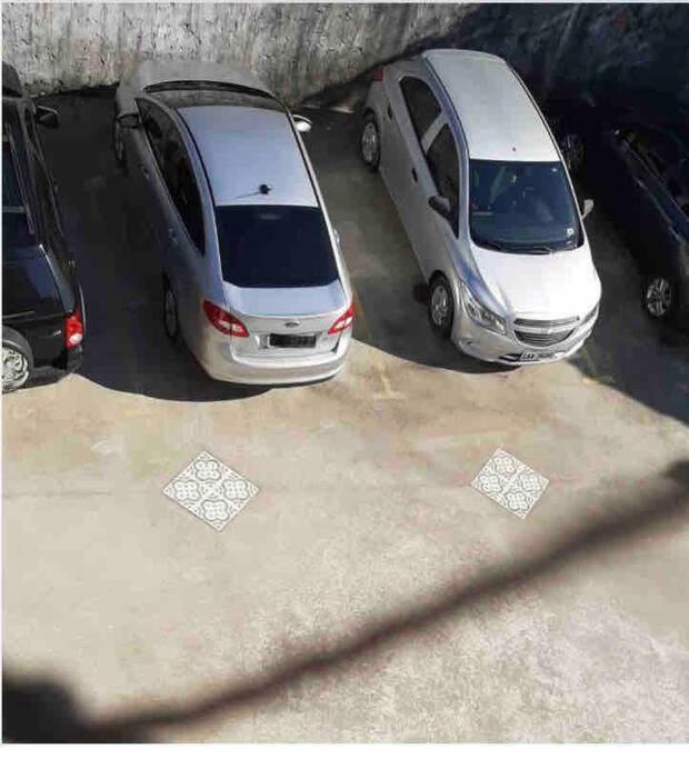 Apartamento em prédio familiar e próximo de várias praias