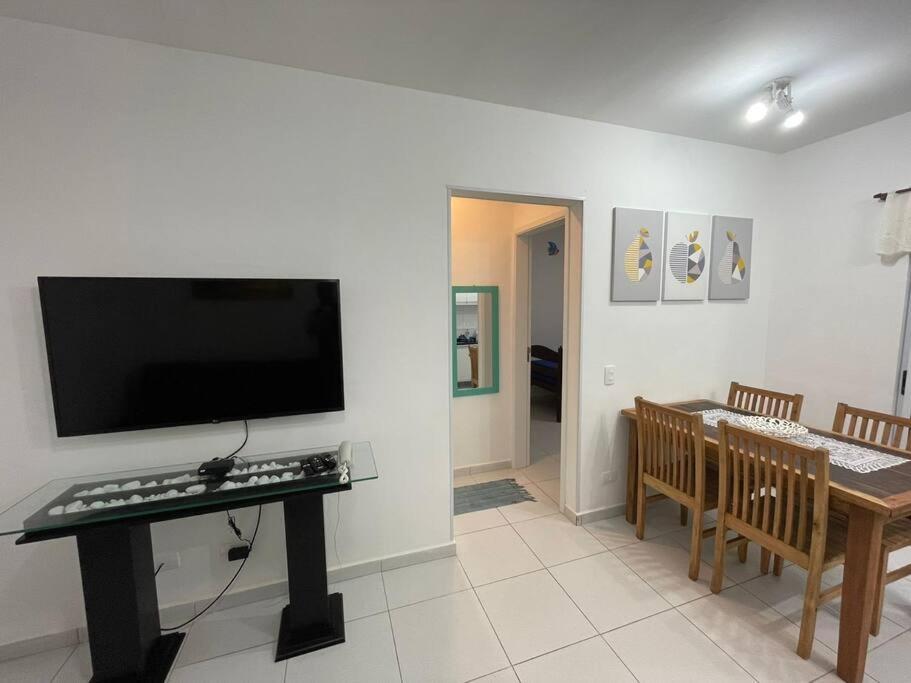 Apartamento em prédio familiar e próximo de várias praias