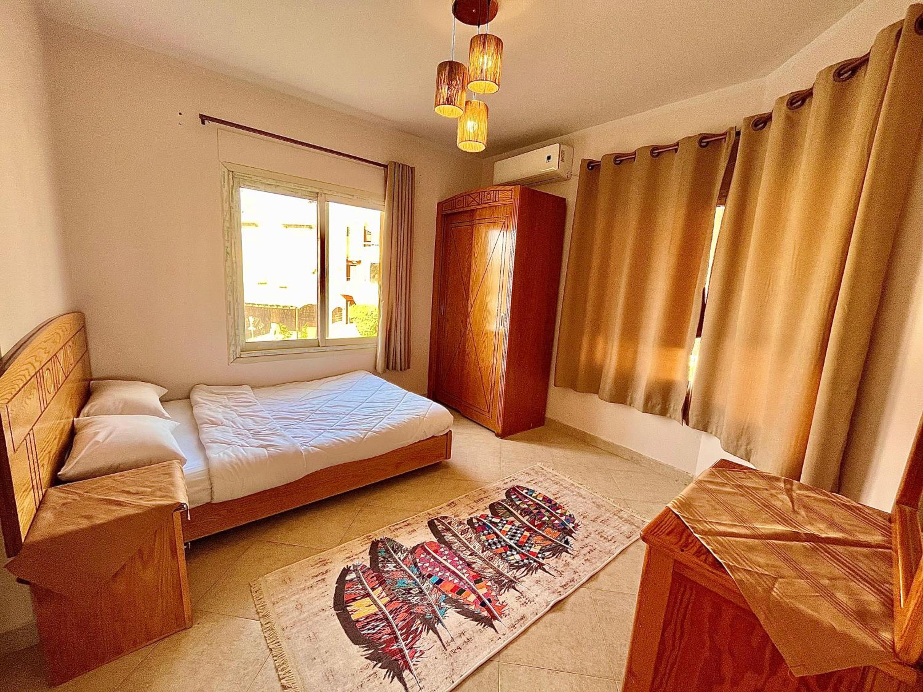 5-BRS Villa Steps from Beach Cozy vibes view 2