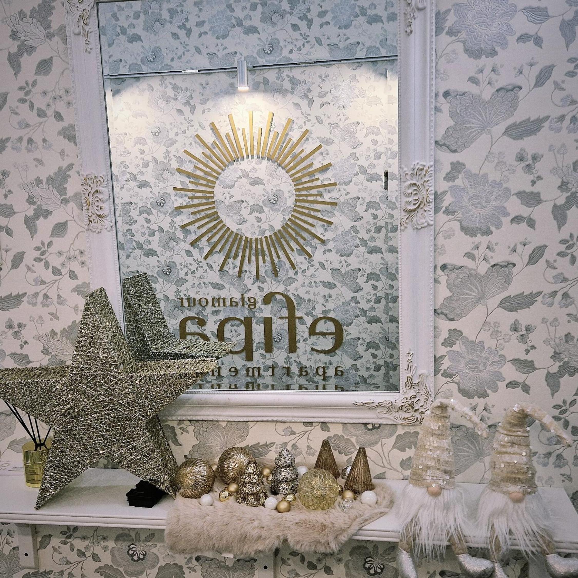 EFIPA Glamour Apartments