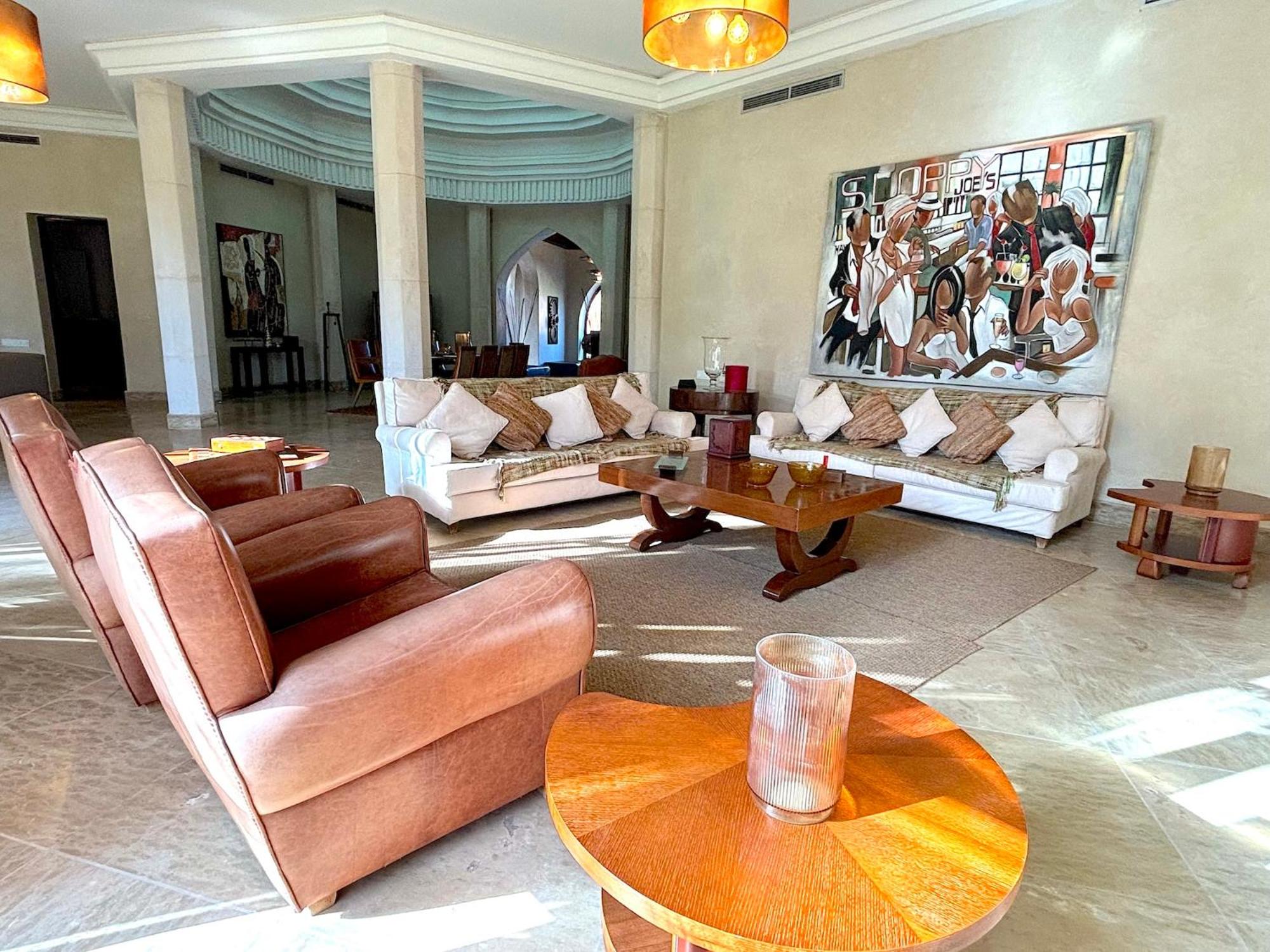 lounge