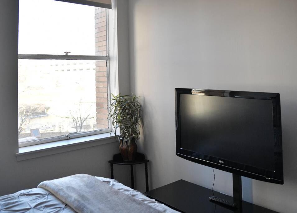 Aurora Vacations - Downtown Aurora River Facing Gem - Property Image 20