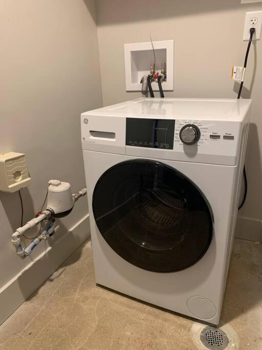 Aurora Vacations - Downtown Aurora River Facing Gem - Property Image 5