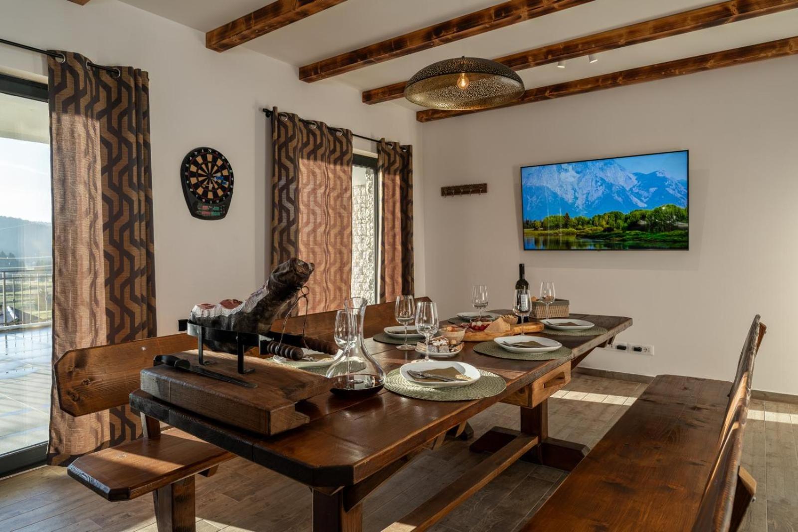 Villa Stella Verde - Wellness Villa with a swimming pool, hot tub and sauna view 3