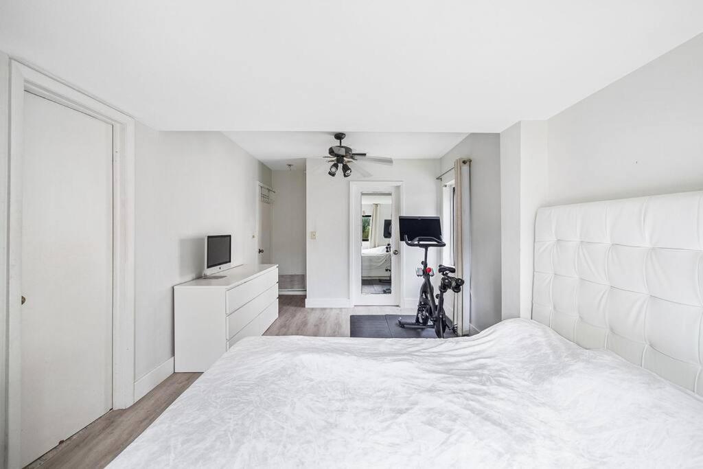 Modern 2 bedroom house in coral way