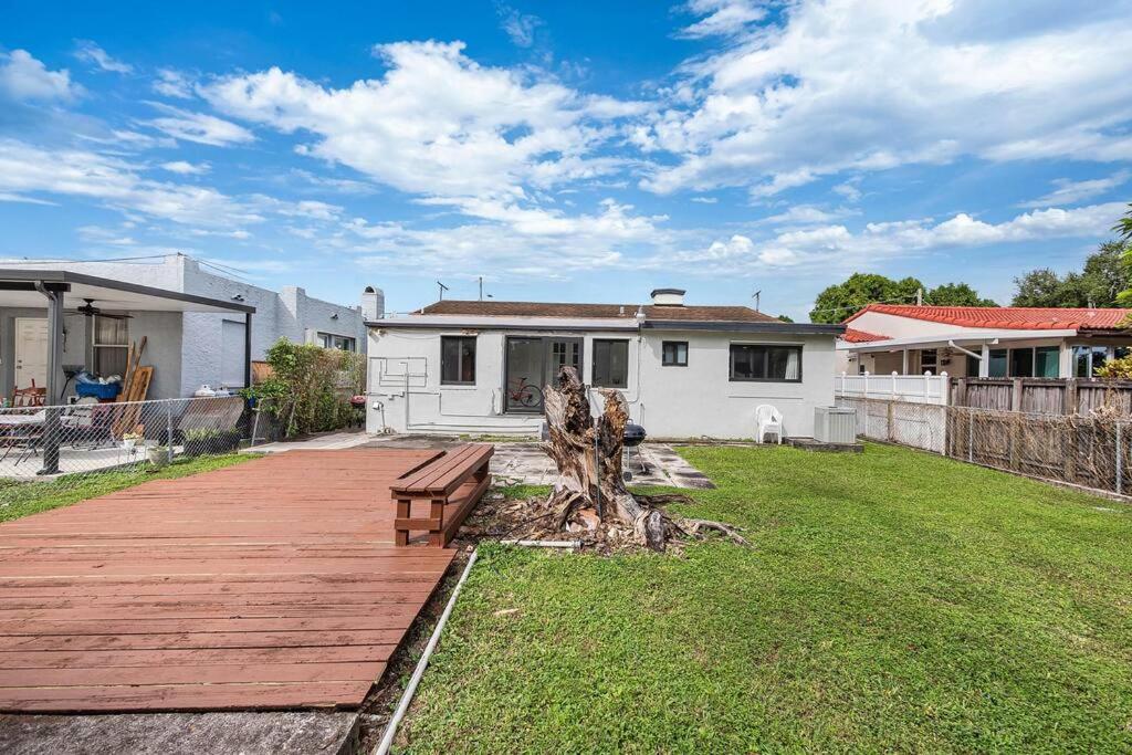 Modern 2 bedroom house in coral way