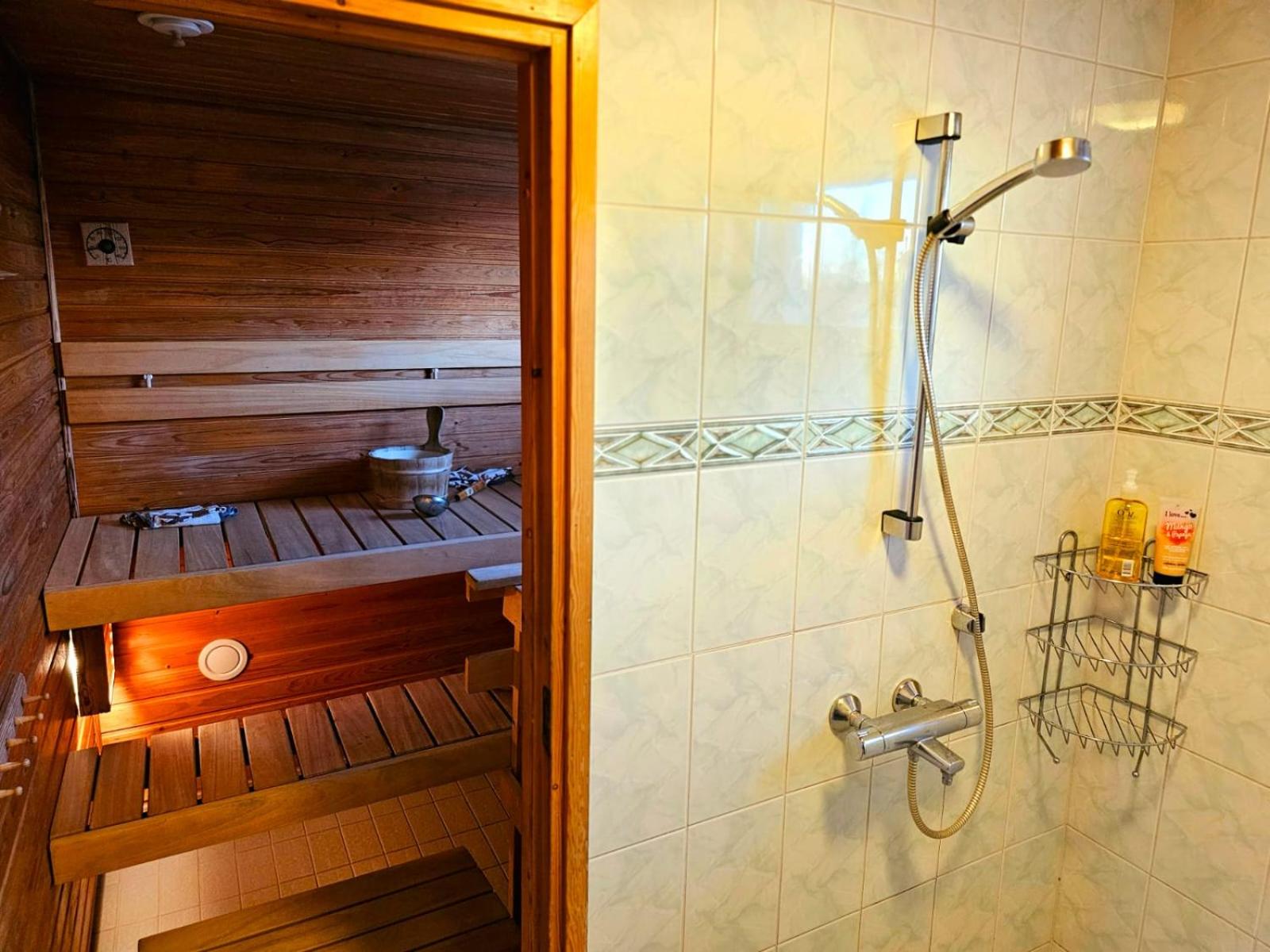 Authentic Arctic Villa at the Delta