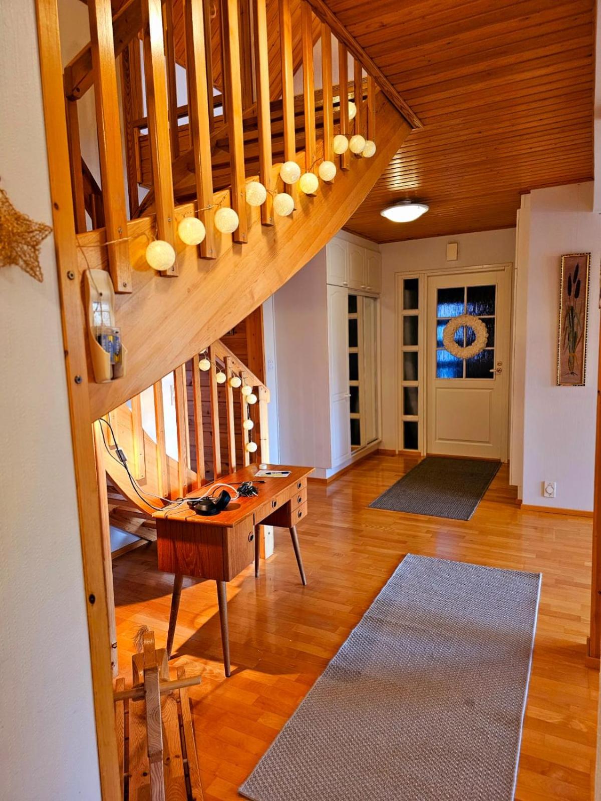 Authentic Arctic Villa at the Delta