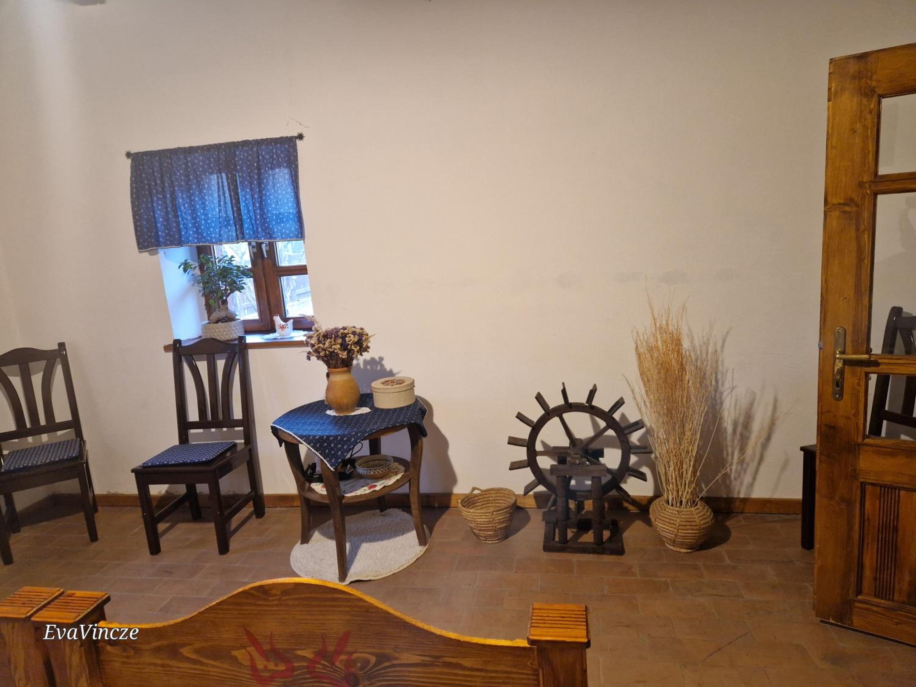 Photo 27