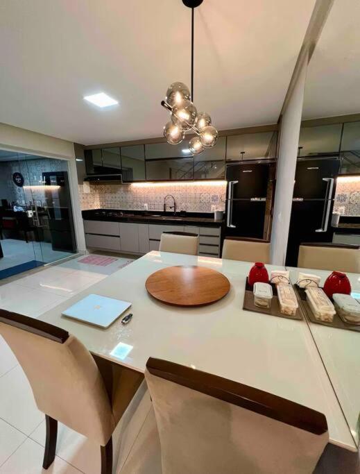 Casa alto padrão com piscina