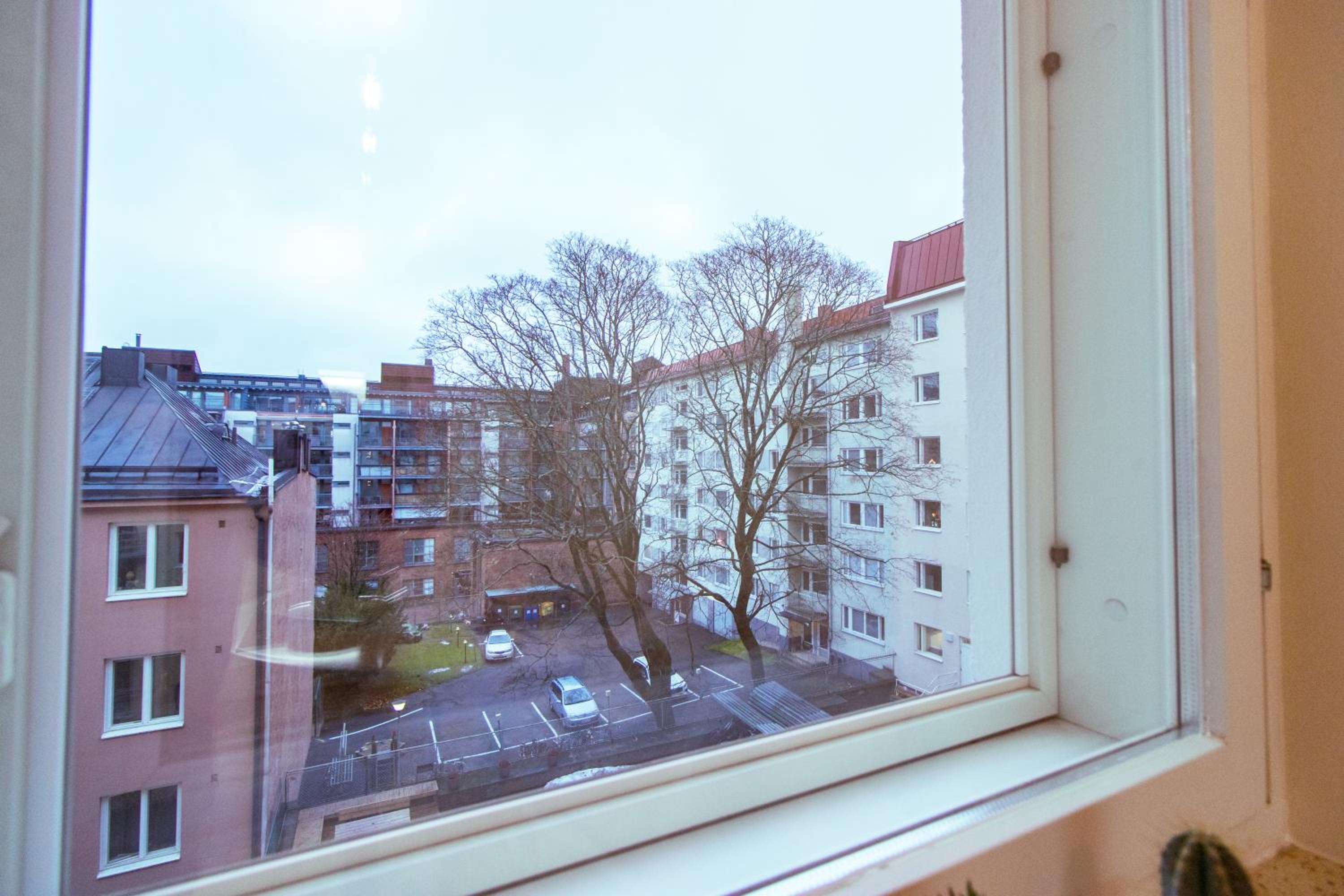 Comfy City Spot Close to Tripla Mall and Dining