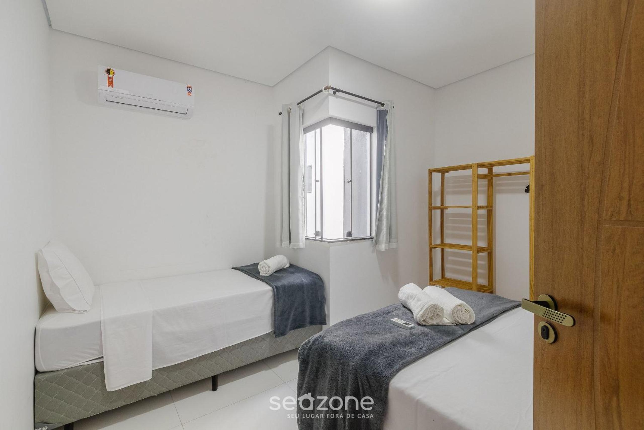 Apartments in Condominium with Pool - Porto Seg. - PTR