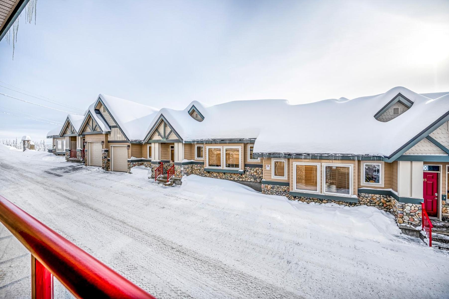 Treetop Getaway, Ski In and Out, Sleeps 10