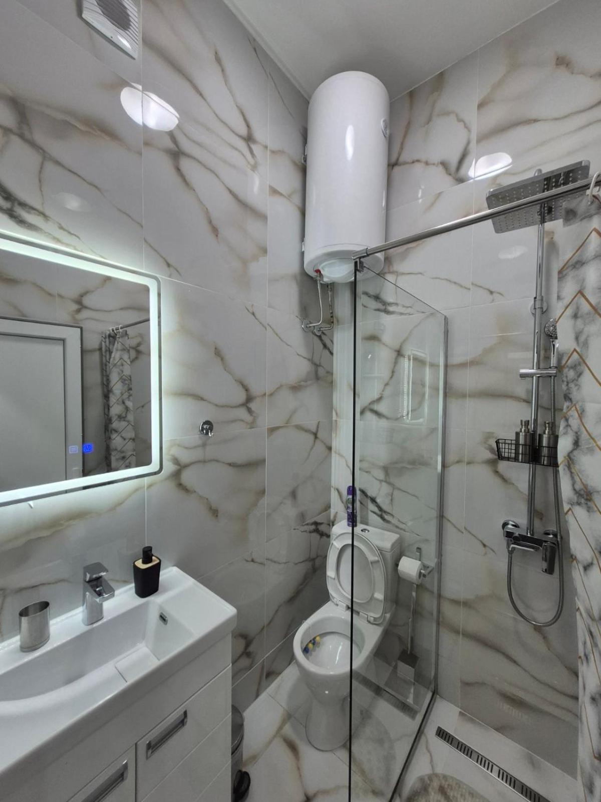 Authentic Belgrade Centre - 4 Suites in One Space, with patios in courtyard for smokers view 3