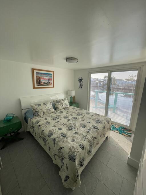Island vibes with a modern touch