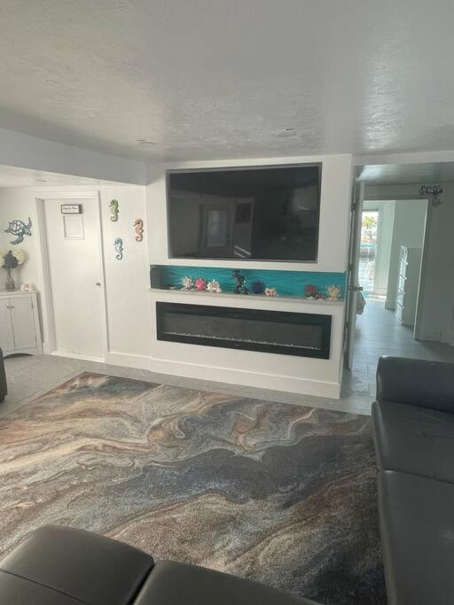 Island vibes with a modern touch