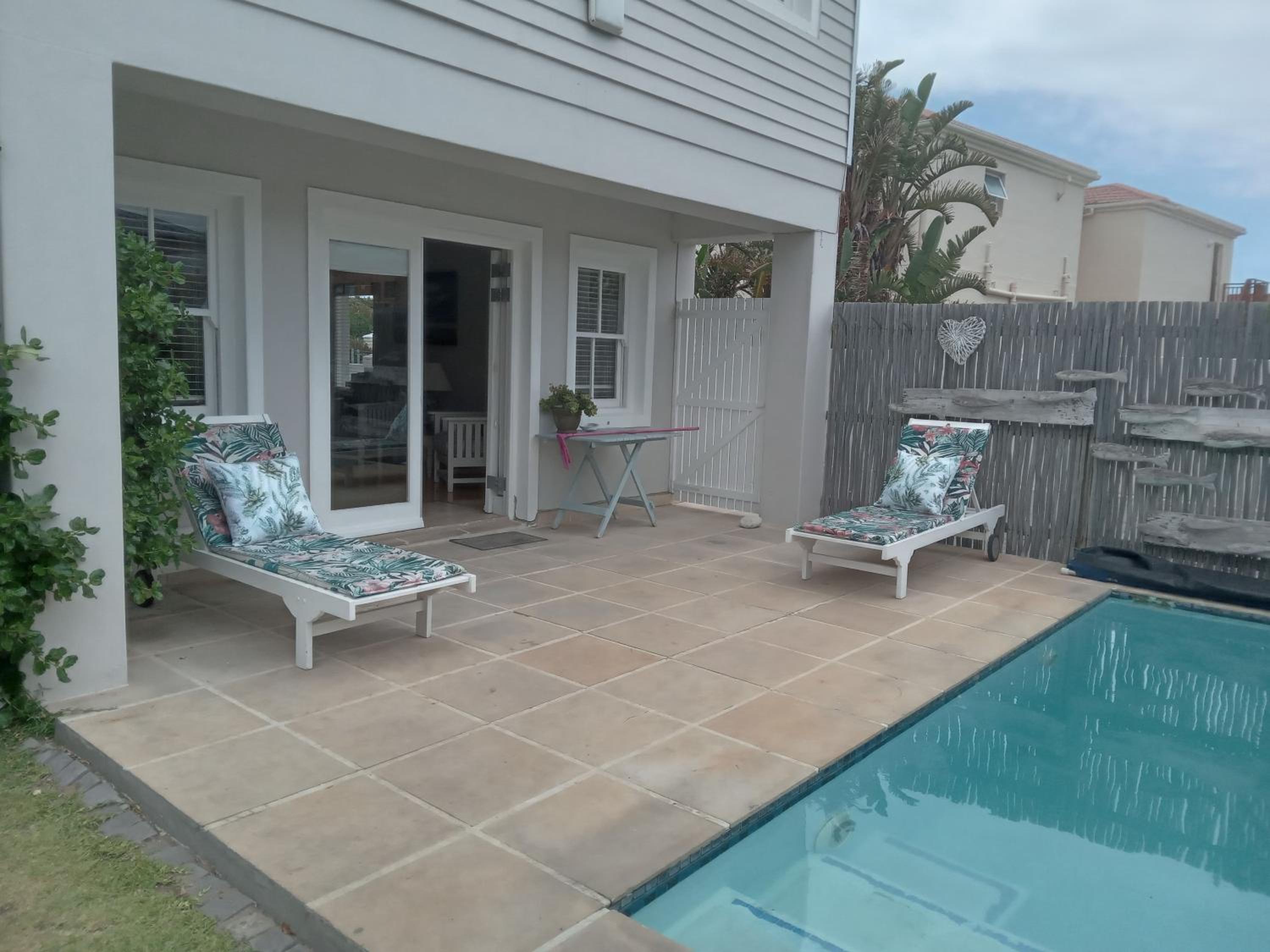 Hermanus Vacations - Shore's Edge Luxury Oceanfront Home - Property Image 6