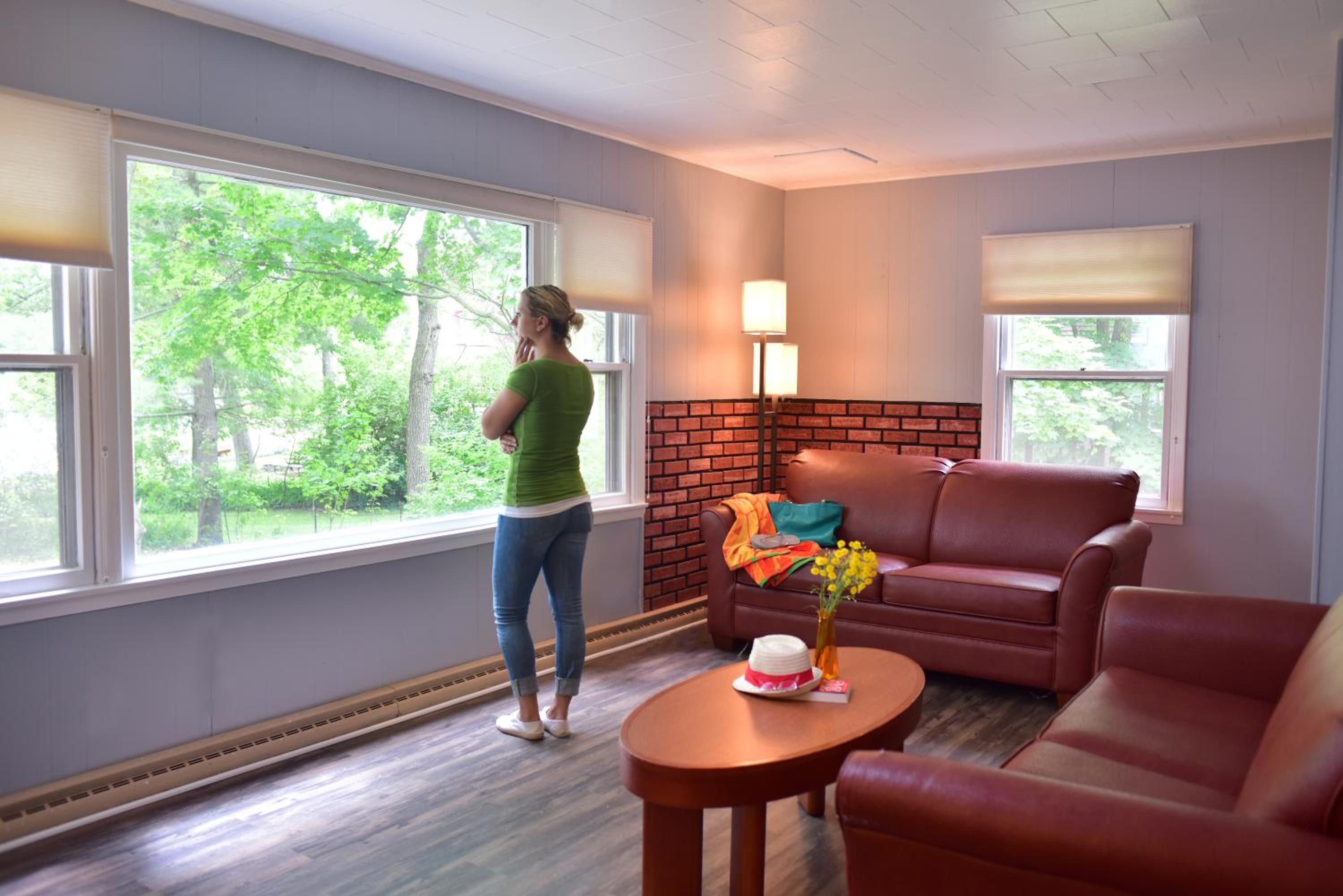 Delton Oaks Resort Motel