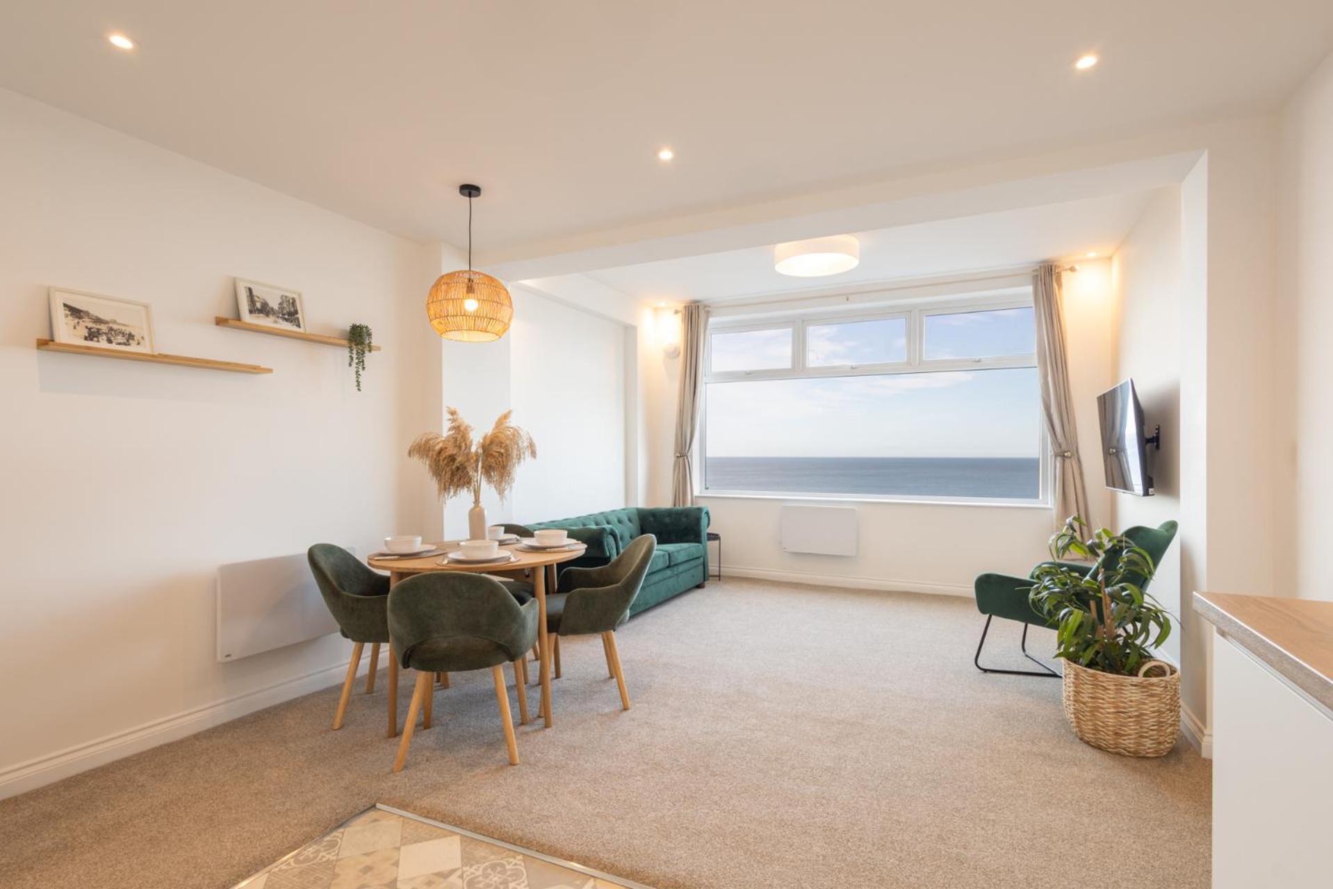 Host & Stay - King's Court Apartments view 2