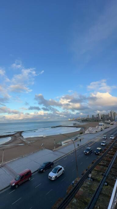 Departamento frente al mar 1er piso por escalera