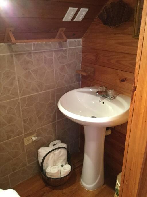 Suncrest House Cozy Suite