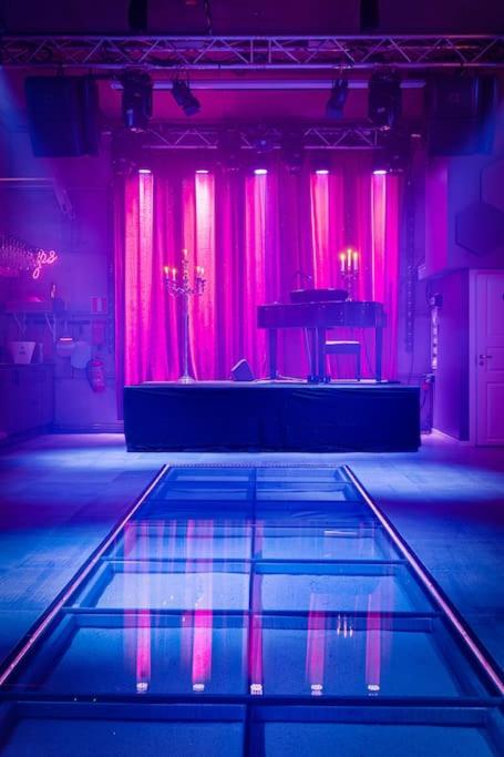 meeting & event spaces