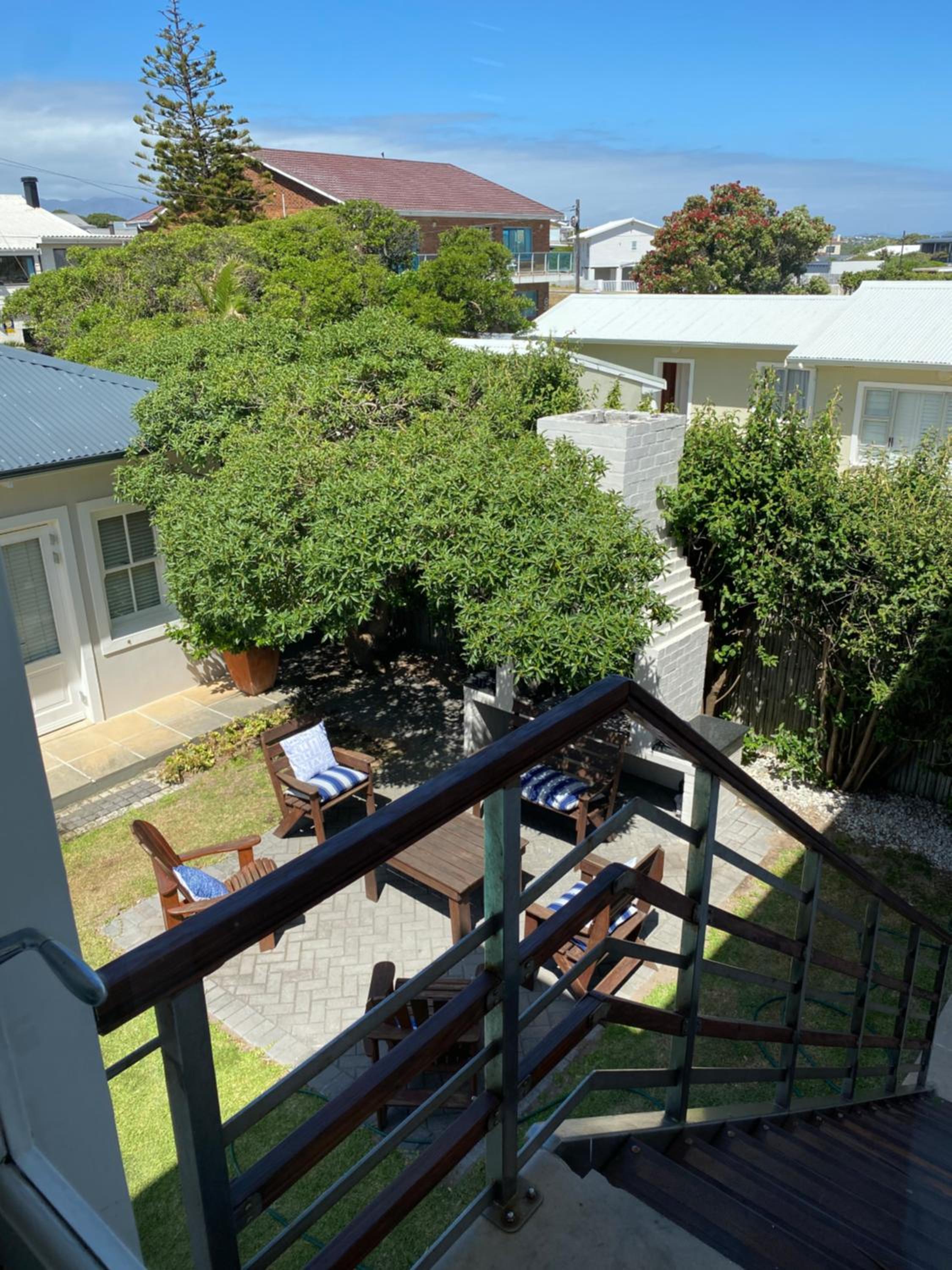 Hermanus Vacations - Shore's Edge Luxury Oceanfront Home - Property Image 31