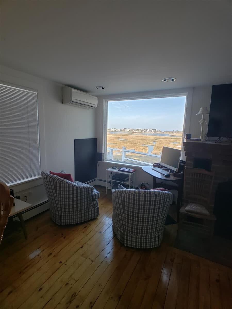 Bayview- 4Bedroom Footbridge Beach Family Home with Hot Tub! - Property Image 15
