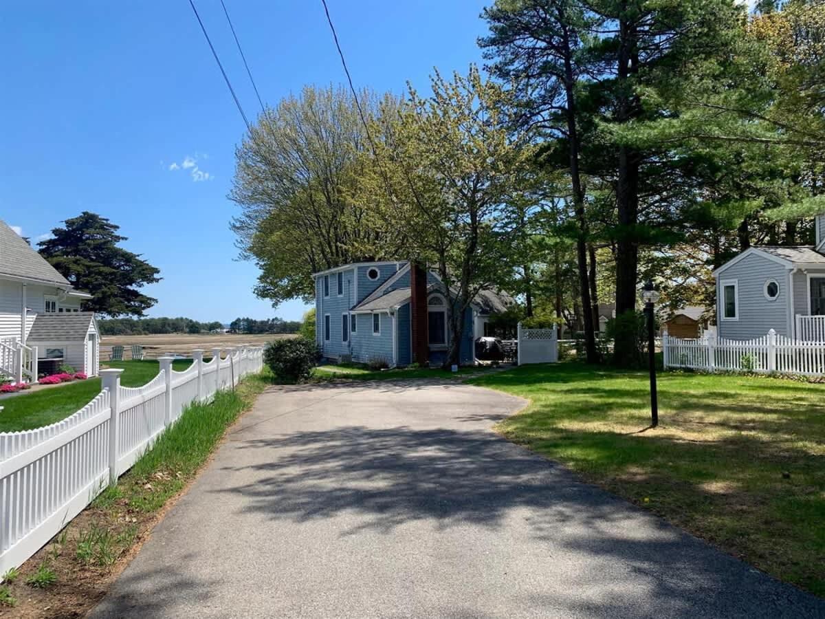 Bayview- 4Bedroom Footbridge Beach Family Home with Hot Tub! - Property Image 24